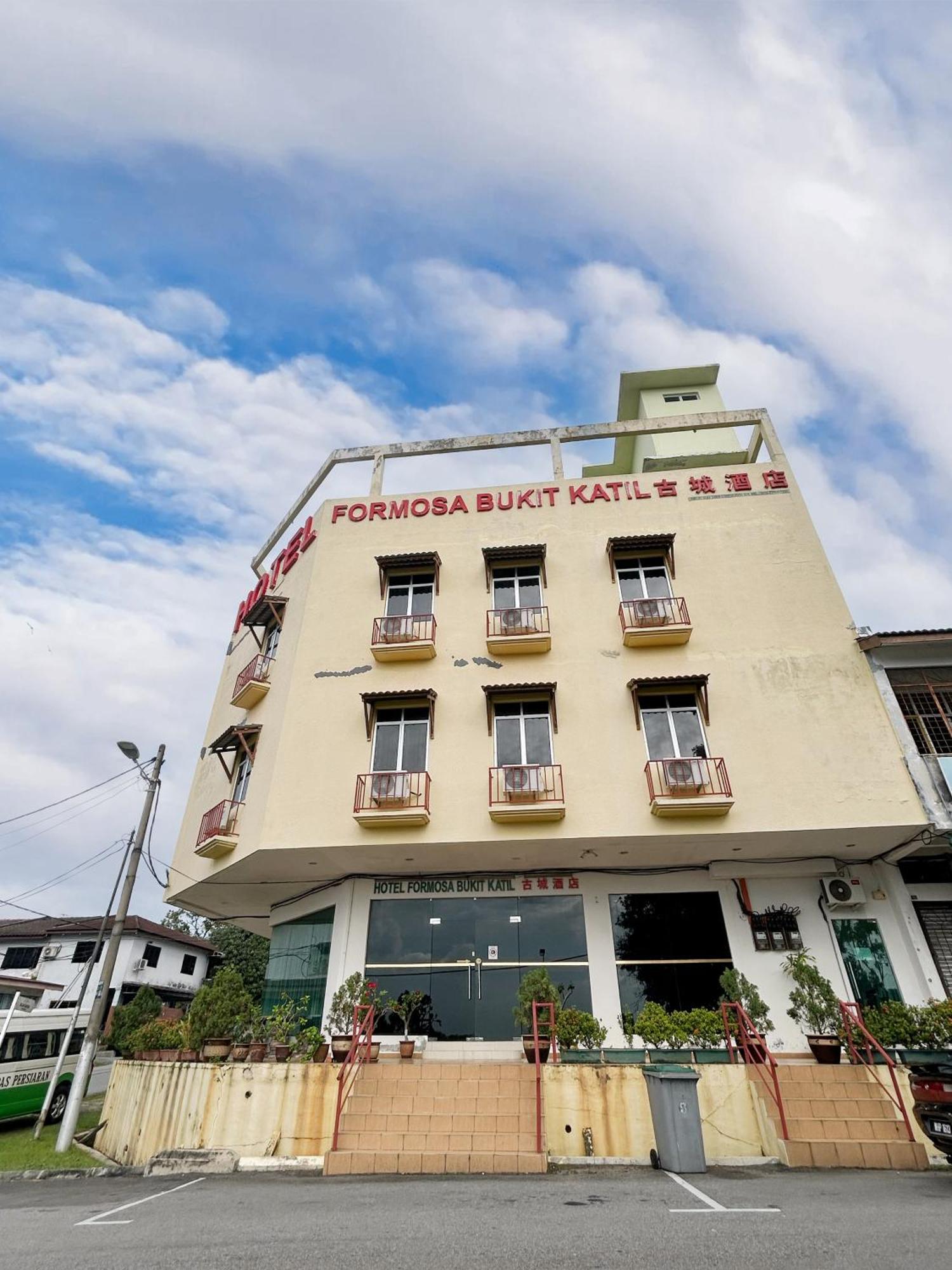 Hotel Formosa Bukit Katil Kampong Bukit Katil Exterior foto